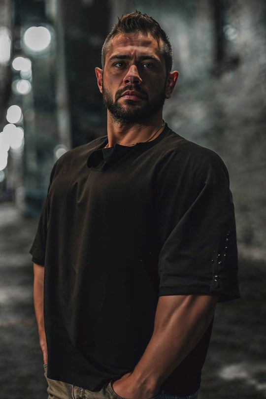 Raw-Cut Boxy Crop Tee - Black